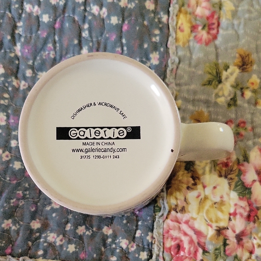 White Ceramic Mug with Ruler Design for Dining - Picture 3 of 7